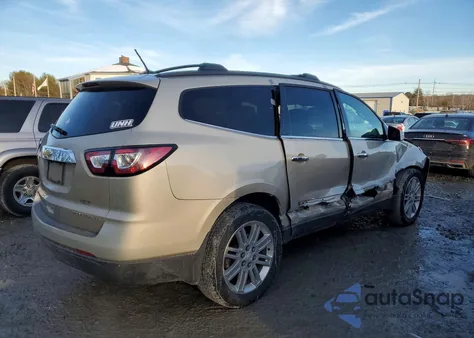 2014 Chevrolet Traverse Lt z USA, uszkodzony, nr VIN 1GNKVGKD9EJ362453